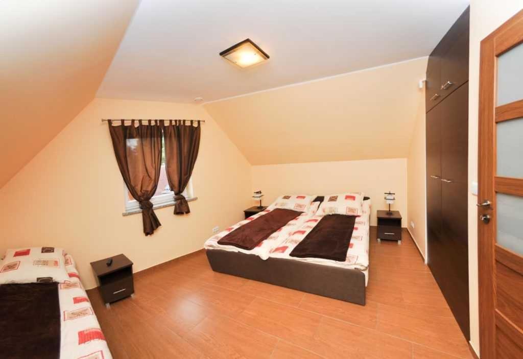 Ferienhaus Holiday Home Domki Raj Jarosławiec Exteriör bild