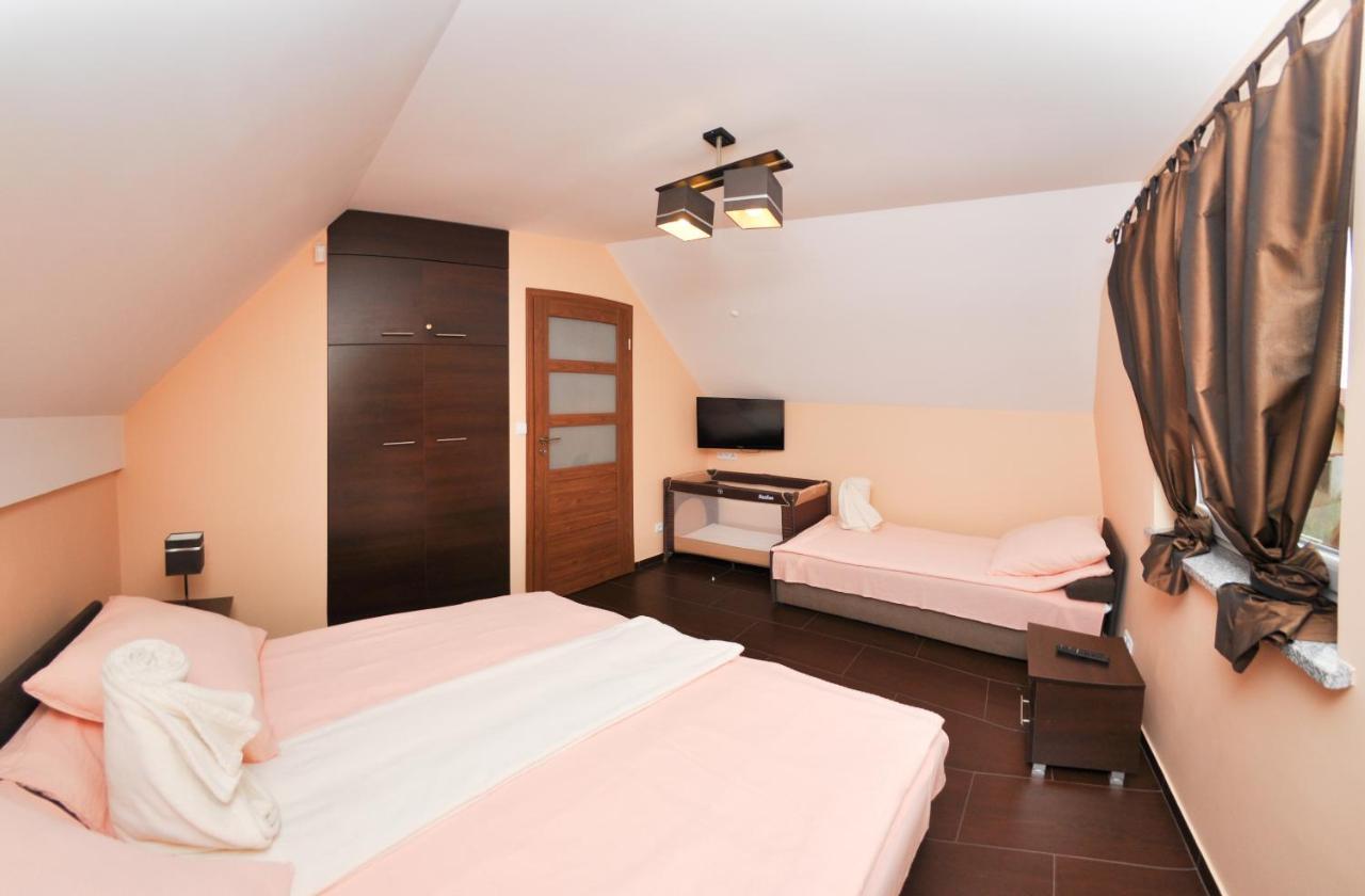 Ferienhaus Holiday Home Domki Raj Jarosławiec Exteriör bild